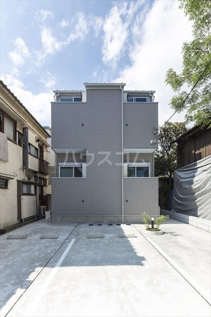 22/30 駐車場