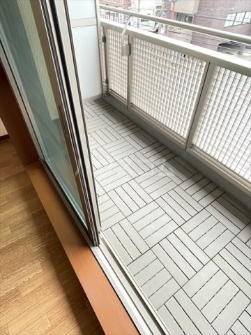 15/28 バルコニー