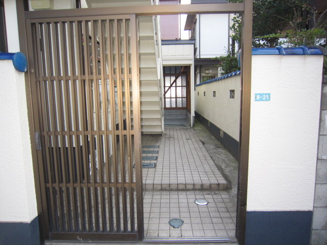 19/22 エントランス