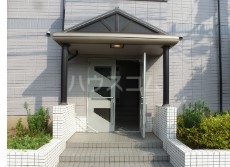 2/3 エントランス