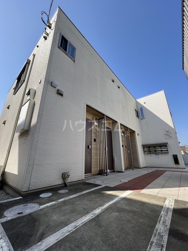 15/25 エントランス