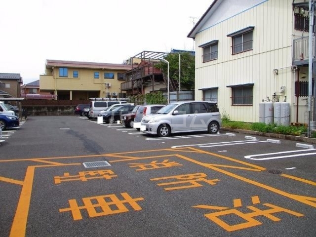 15/16 駐車場