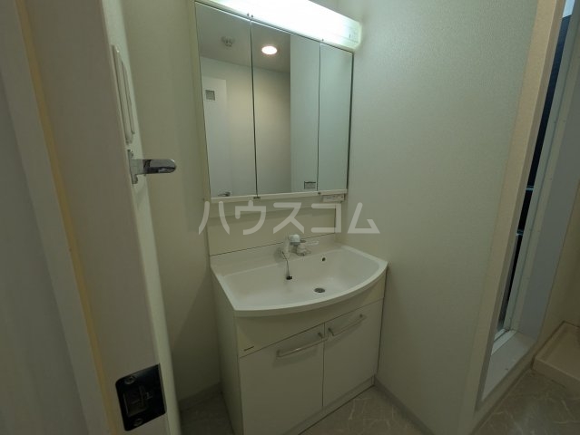 16/30 洗面