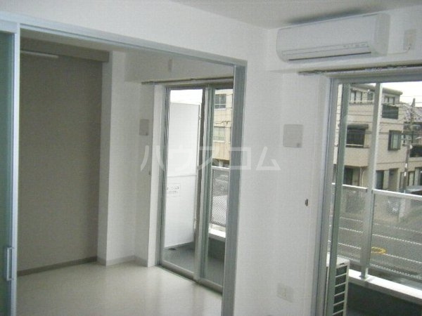 15/21 エントランス