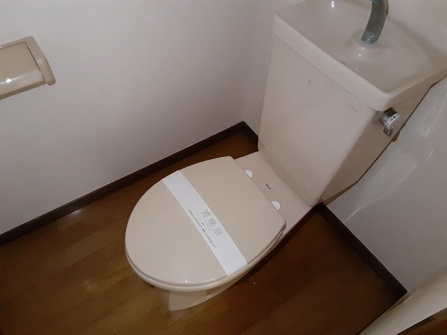16/30 トイレ