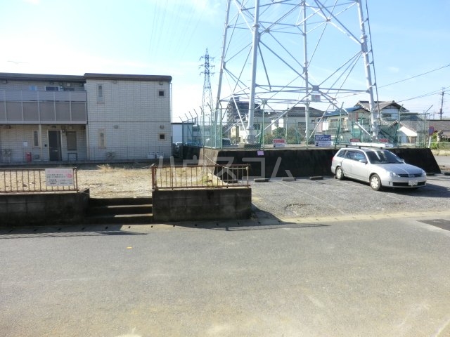 22/23 駐車場