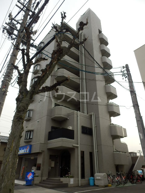 20/27 エントランス