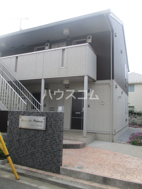 22/29 エントランス