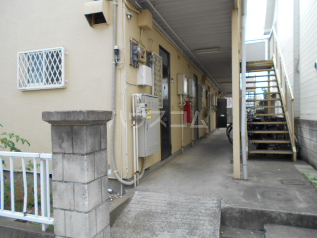 14/22 エントランス