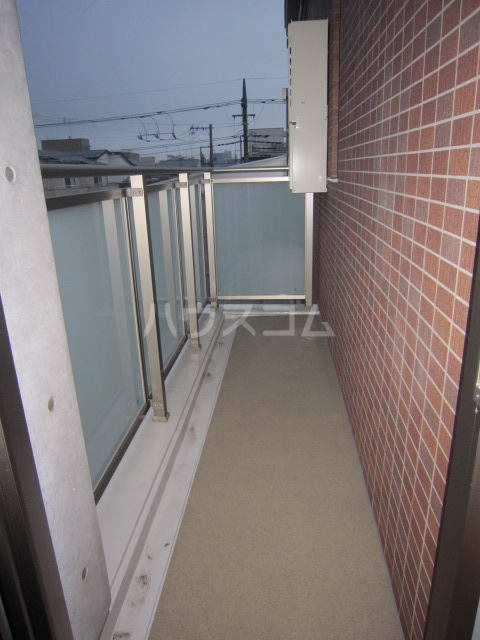 26/30 バルコニー