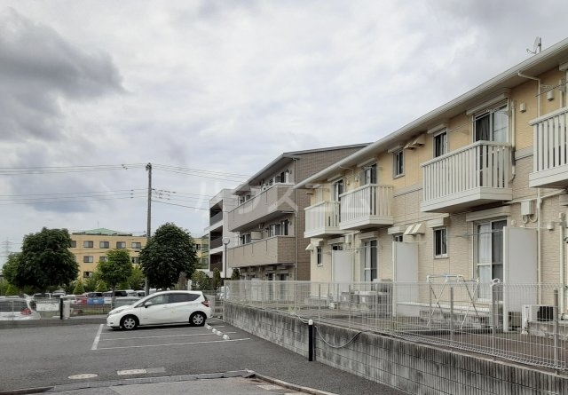 2/7 駐車場