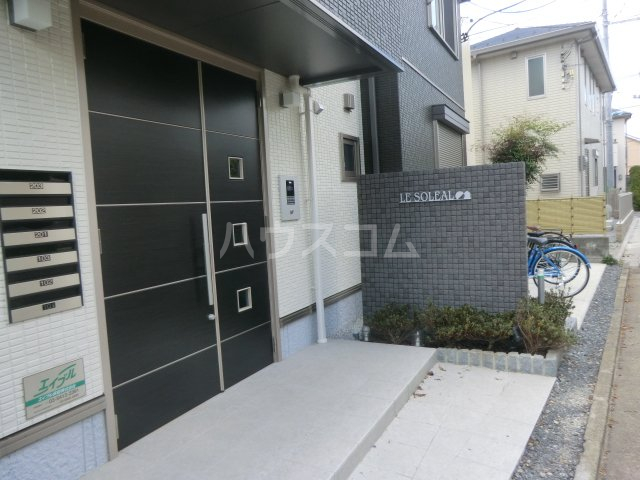 14/23 エントランス