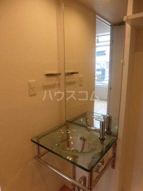 17/30 洗面