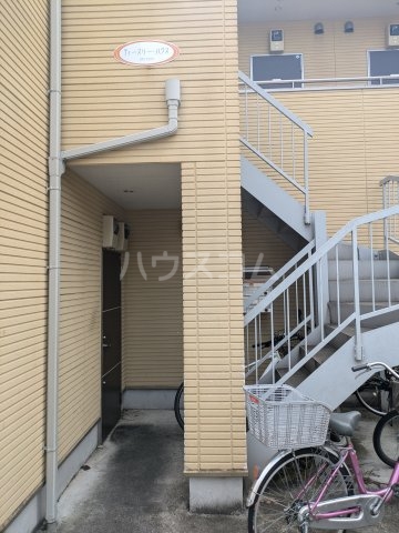 20/28 エントランス