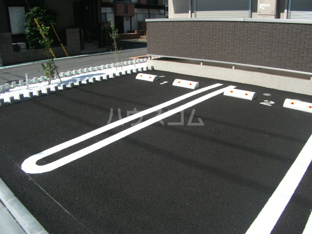 21/30 駐車場