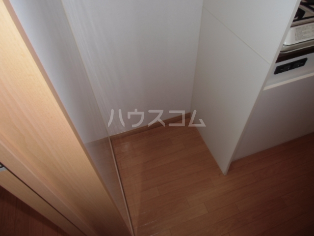 16/18 エントランス