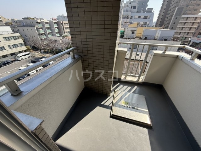 23/30 バルコニー