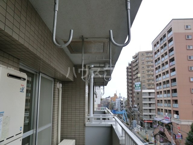 20/30 バルコニー