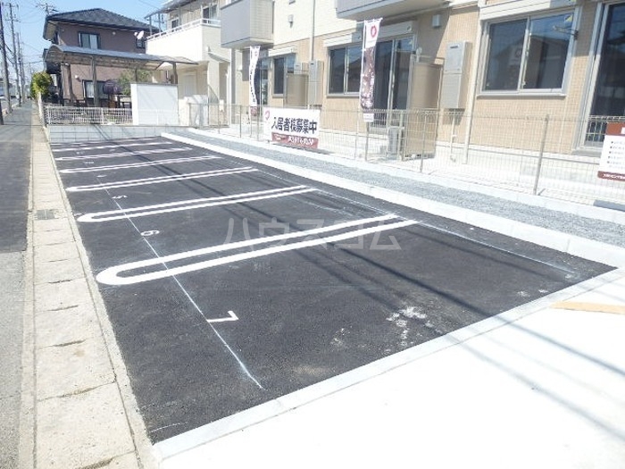 14/15 駐車場
