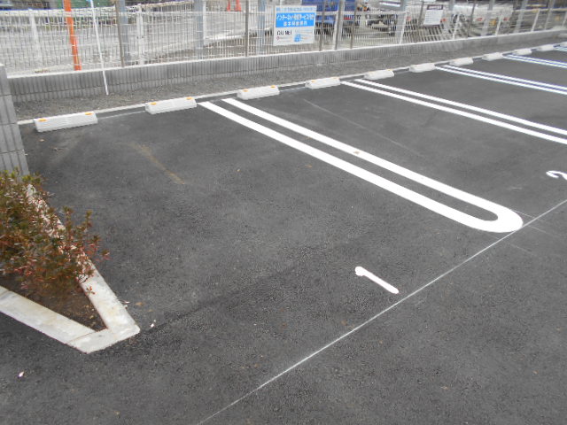 22/30 駐車場