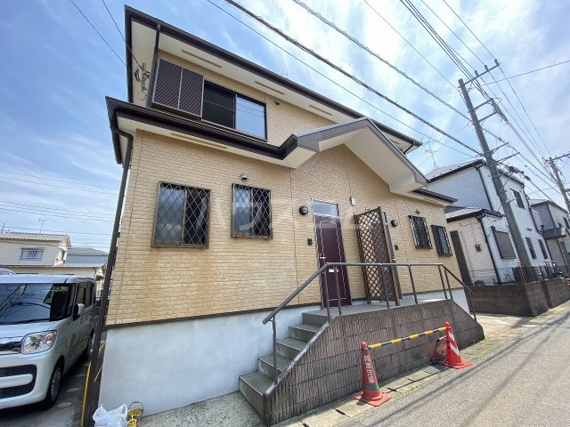 28/30 エントランス