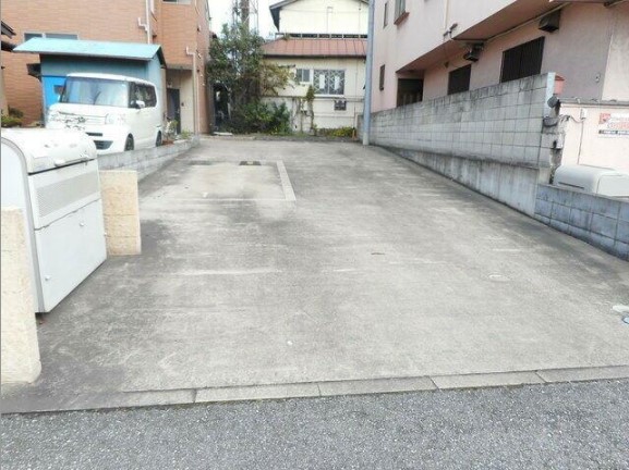 2/8 駐車場