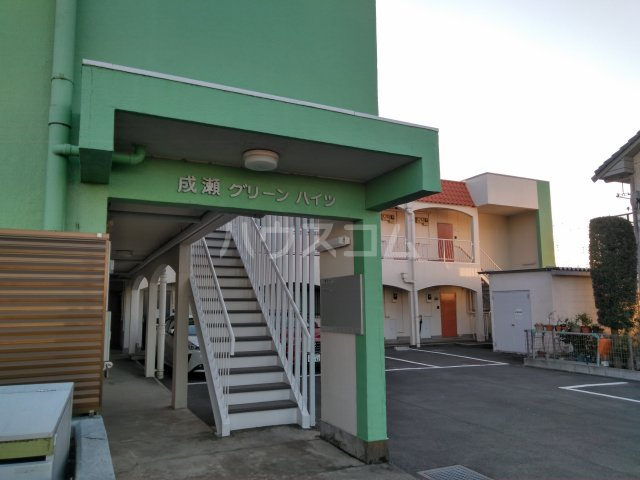 22/30 エントランス