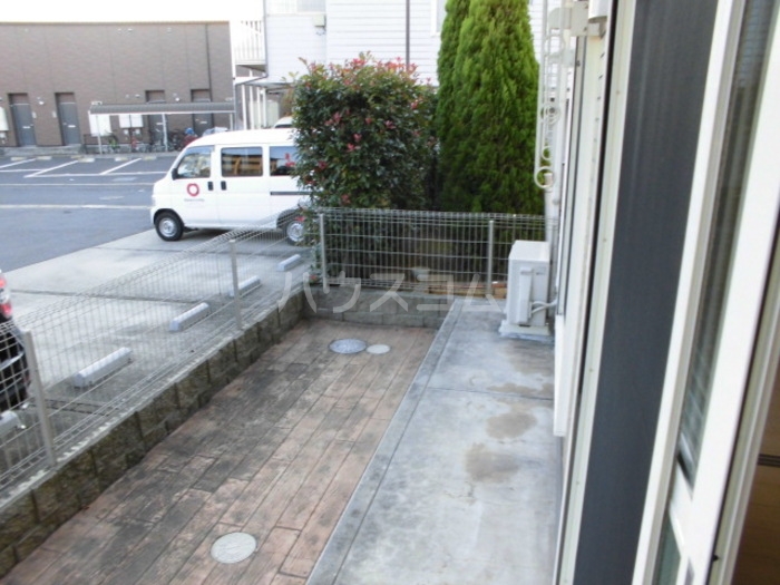 15/26 バルコニー