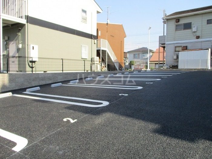 3/5 駐車場