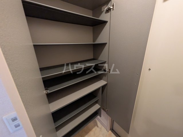 13/30 収納