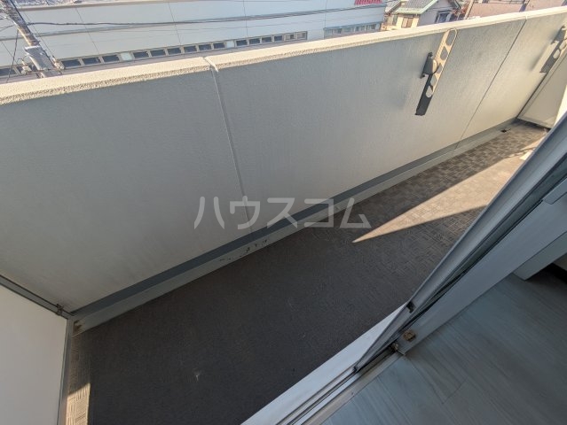 23/30 バルコニー