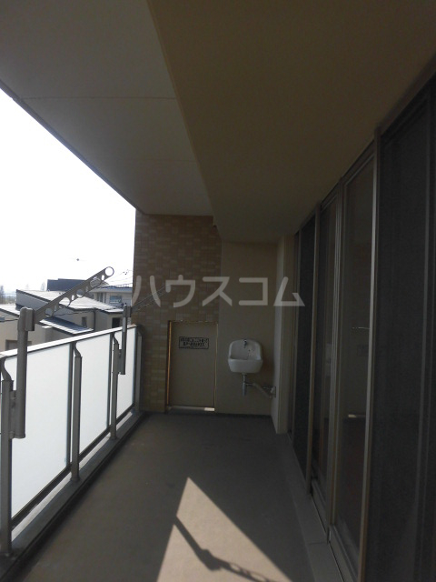 25/30 バルコニー