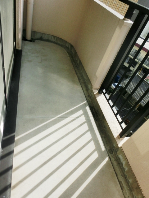 17/30 バルコニー