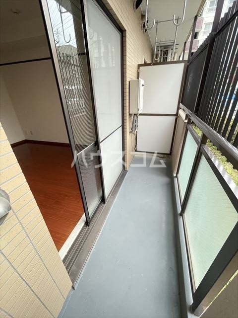 13/23 バルコニー