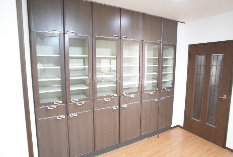 16/18 エントランス