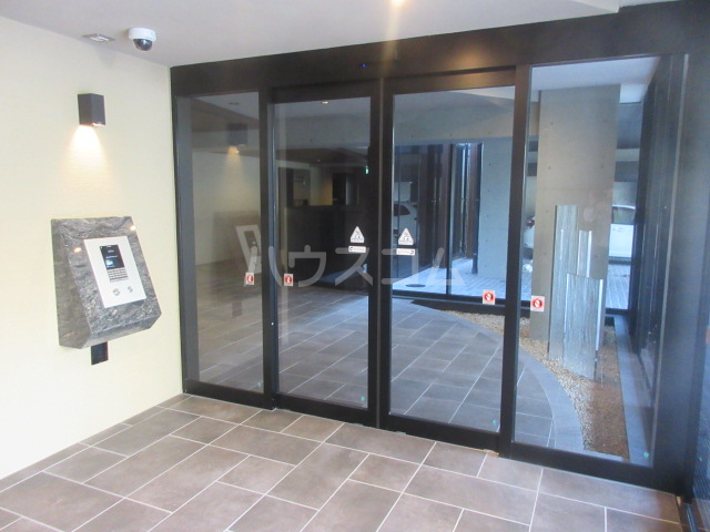 3/8 エントランス