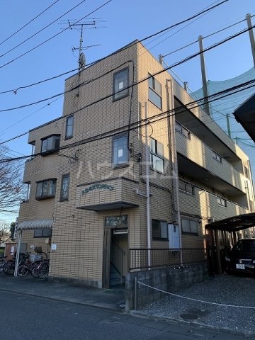 2/5 エントランス