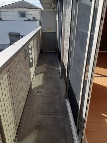 23/30 バルコニー