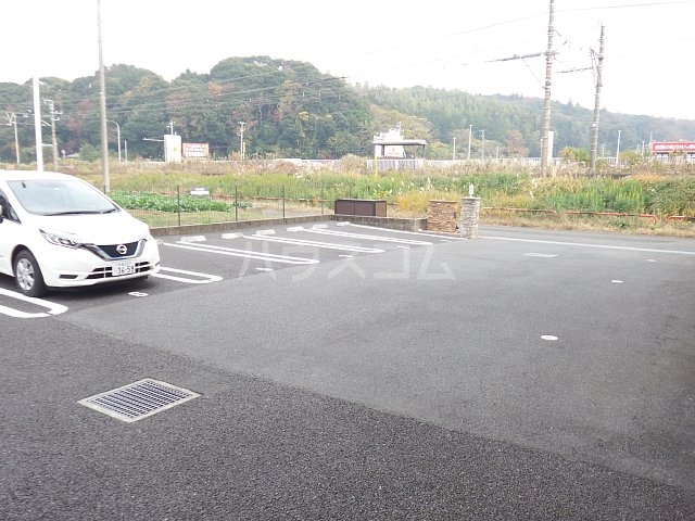3/4 駐車場