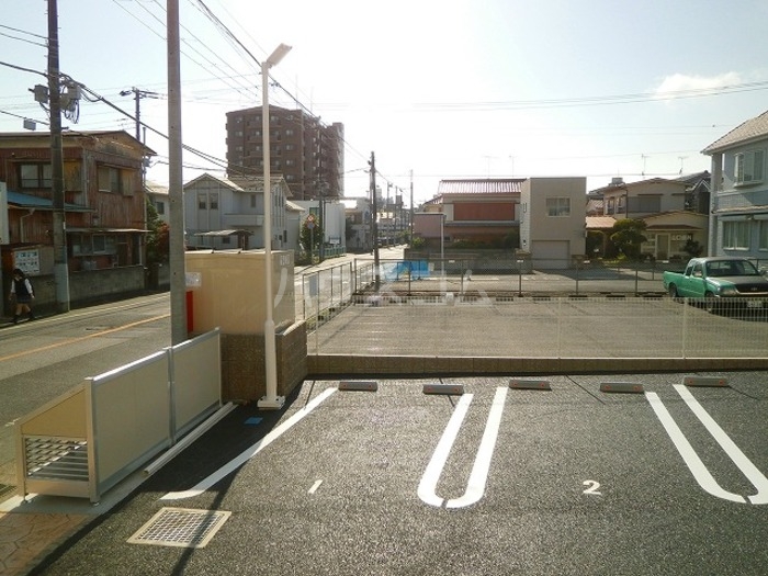 18/19 駐車場
