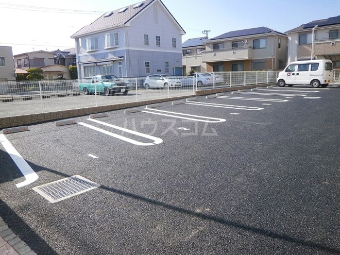 17/19 駐車場