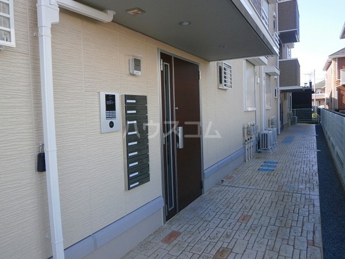 18/20 エントランス