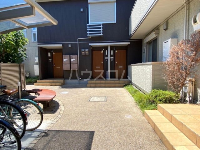 2/6 エントランス