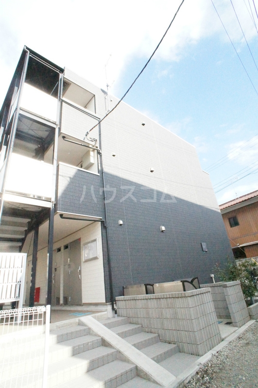 2/30 外観