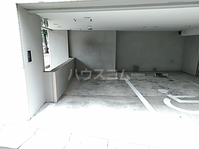 4/10 駐車場