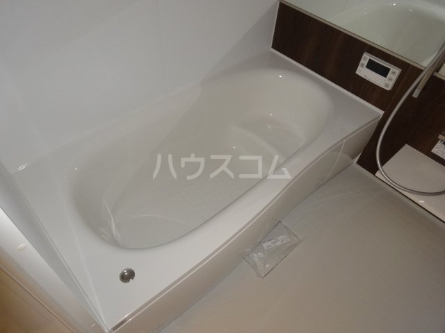 16/30 浴室