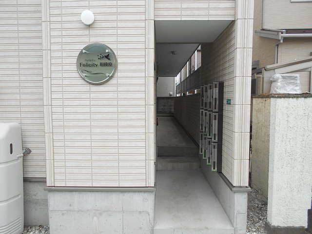19/29 エントランス