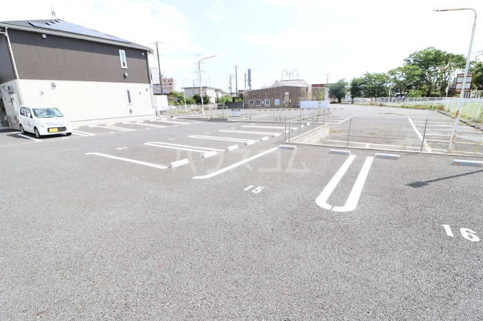 16/19 駐車場
