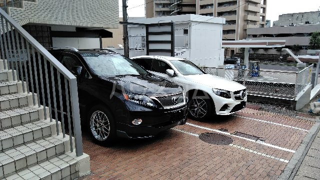 23/30 駐車場