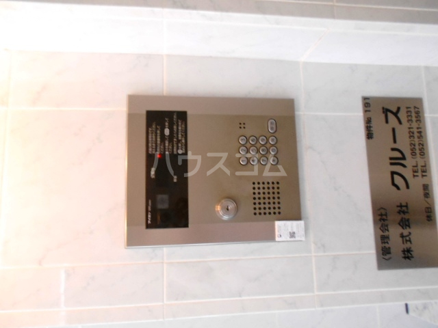 3/5 エントランス